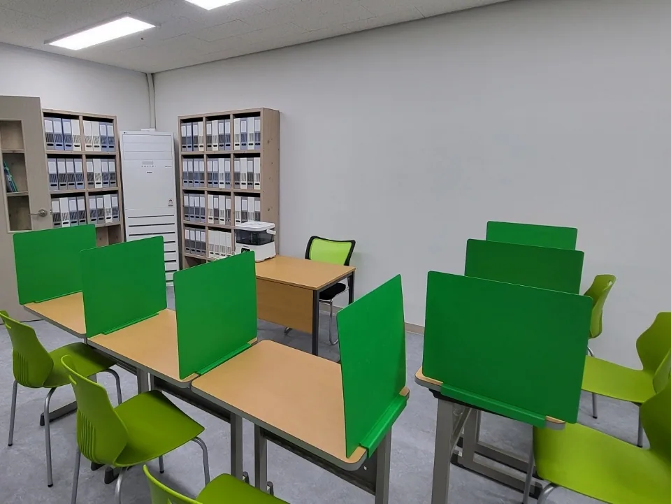 운정호수점 학습 공간 1