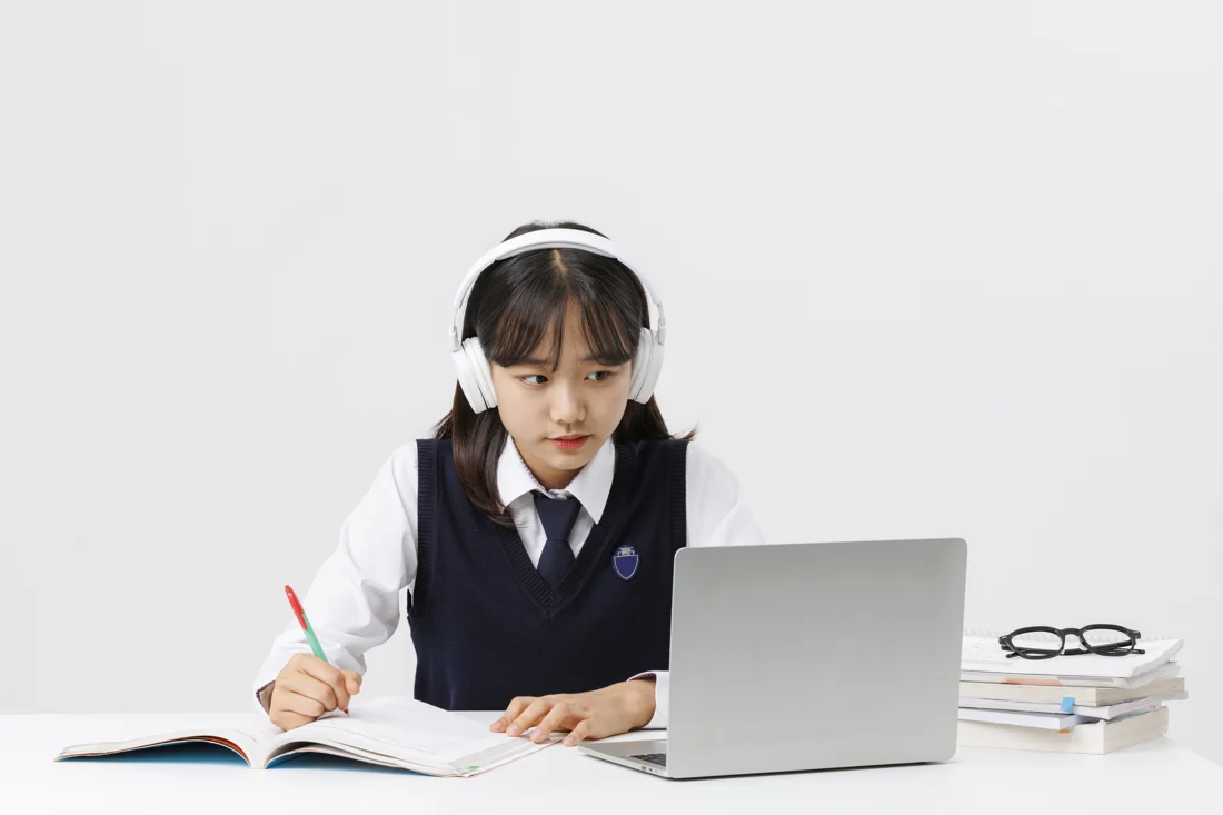 고등학원 상담에서 학교 과목·질문·이동 조건 확인하기 본문 학습 이미지 1
